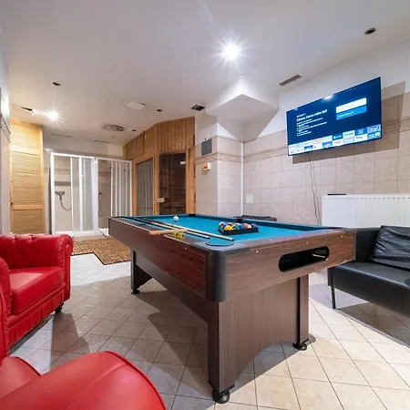 Apartament Party Clubhouse With Bar, Panoramic Pool & Sauna *