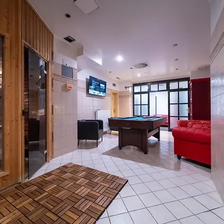 Party Clubhouse With Bar, Panoramic Pool & Sauna Apartament Praga