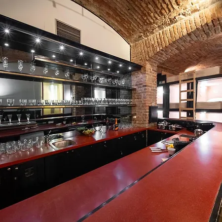 Party Clubhouse With Bar, Panoramic Pool & Sauna